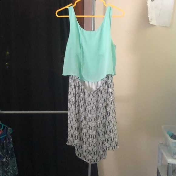 Dress - Picture 2 of 2